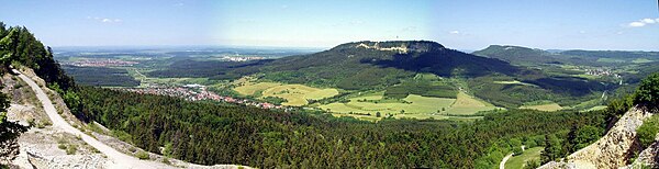 Panoramablick vom Ortenberg auf den Plettenberg und das Obere Schlichemtal