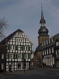 Miniatuur voor Bestand:Ortszentrum Wuppertal-Cronenberg 44.jpg