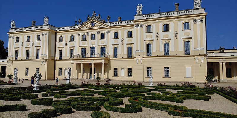 File:Pałac Branickich w Białymstoku - 12 VIII 2022 r. 7.jpg