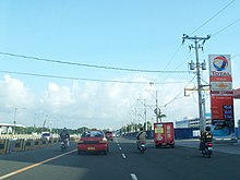 Andrews Avenue in Newport City area looking north, prior to the construction of the elevated NAIA Expressway, 2011 Pasay, 1300 Metro Manila, Philippines - panoramio (13).jpg