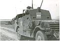 Должностной флаг на средстве моторизации пехоты США, M3 Scout Car времен Второй мировой войны, броневой автомобиль генерал-лейтенанта Паттона.