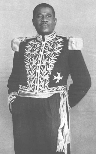 <span class="mw-page-title-main">Paul Magloire</span> President of Haiti (1950–1956)