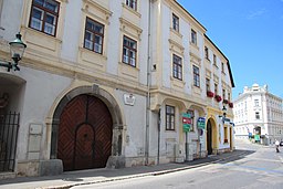 Perchtoldsdorf-Hochstraße 8080