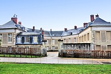 Vista exterior del Château Neuf.