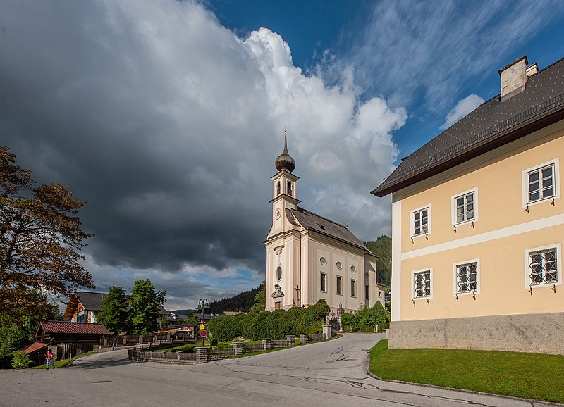 File:Pfarrkirche Flachau, 2020 Böhringer 04.JPG