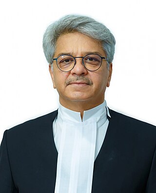 <span class="mw-page-title-main">Ashish Jitendra Desai</span> Chief Justice of High Court of Kerala