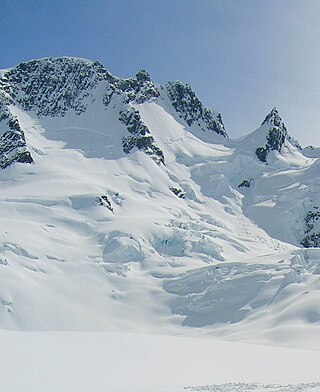 <span class="mw-page-title-main">Pioneer Peak (British Columbia)</span> Mountain in British Columbia, Canada