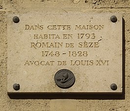 Plaque.