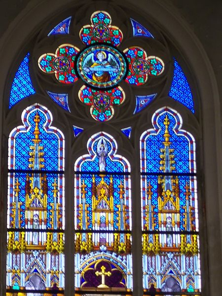 File:Pray for us on stained glass, Saint Elisabeth Church, 2016 Budapest.jpg