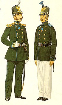 Officer och soldat vid finska militären i uniform modell 1855 med vapenrock och tschakå.