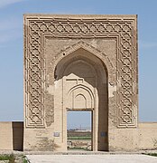 Portal de entrada del caravasar de Rabati Malik en la carretera entre Bukhara y Samarkand (c. 1068–1080)