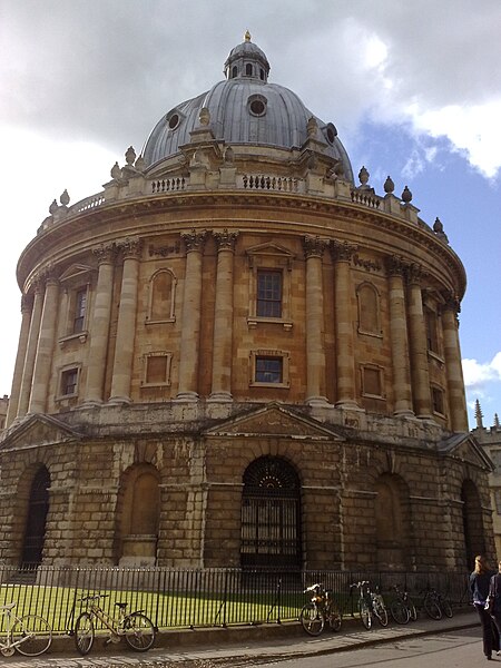 File:Radcliffe Camera.jpg