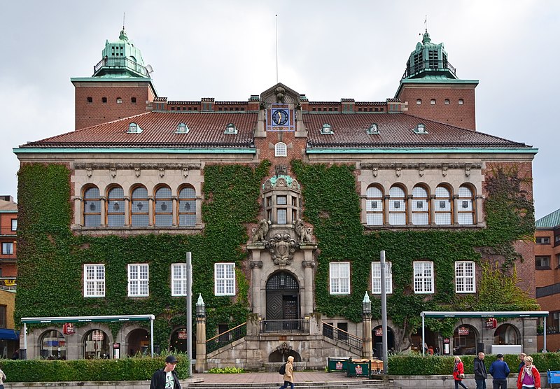 File:Rathaus Borås.jpg