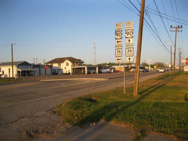 File:Rosenberg TX Spur 529 at US 90A.JPG