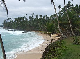 São Tomé - Ilhéu das Rolas - Praia de Santo António (3).jpg