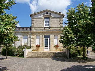 <span class="mw-page-title-main">Saint-Pierre-d'Aurillac</span> Commune in Nouvelle-Aquitaine, France