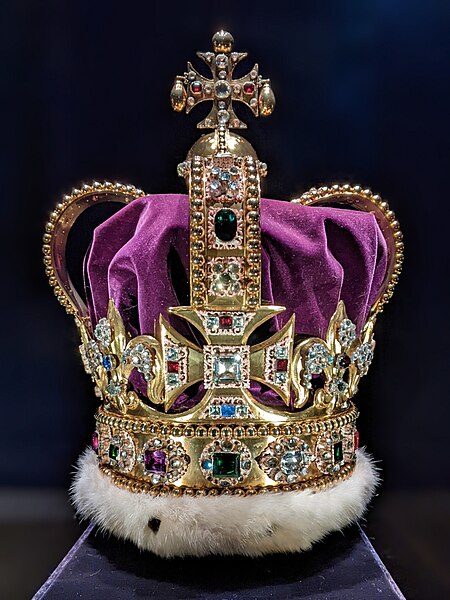 Fichier:Saint Edward's Crown.jpg