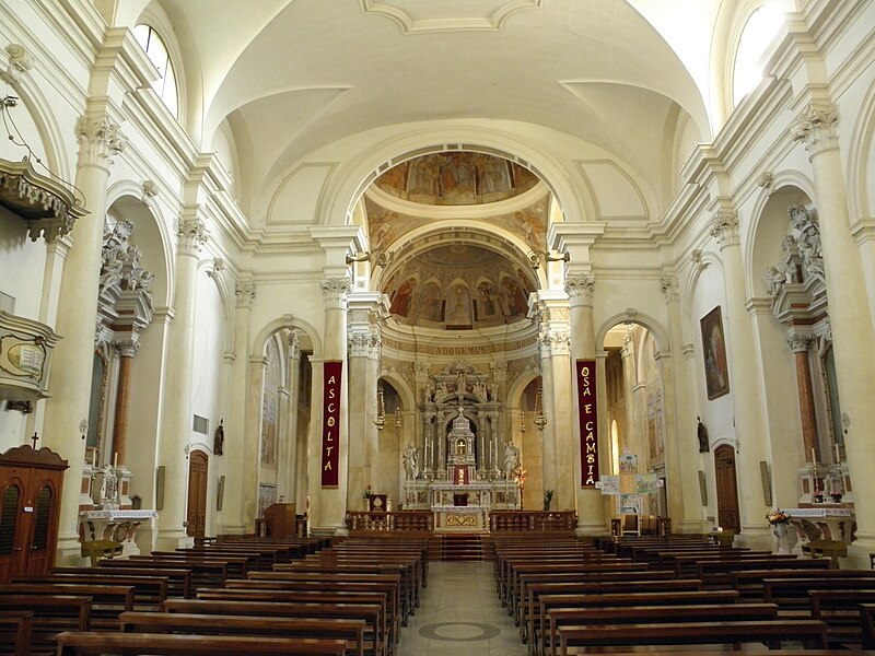 File:San Giovanni Battista, interno (Agna).JPG