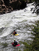 Whitewater kayaking en el Arkansas