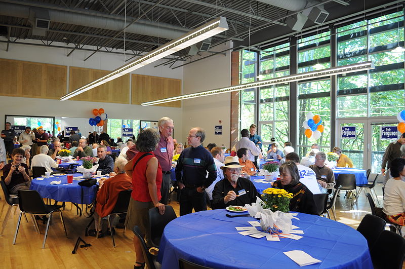 File:Seattle - Northgate Community Center function hall 01.jpg