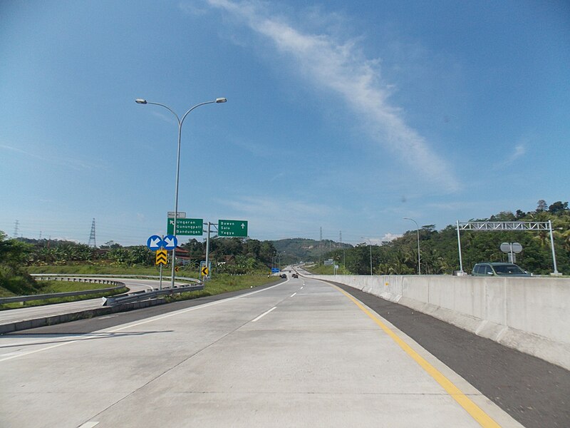 File:Semarang Solo Toll Road.JPG