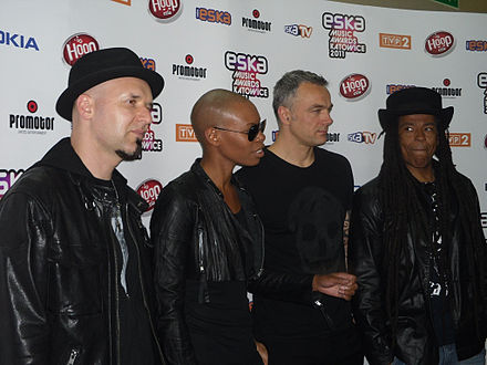 Skunk Anansie's second studio album Stoosh returned to number one on the chart in 1997 for five weeks. Skunk Anansie.jpg