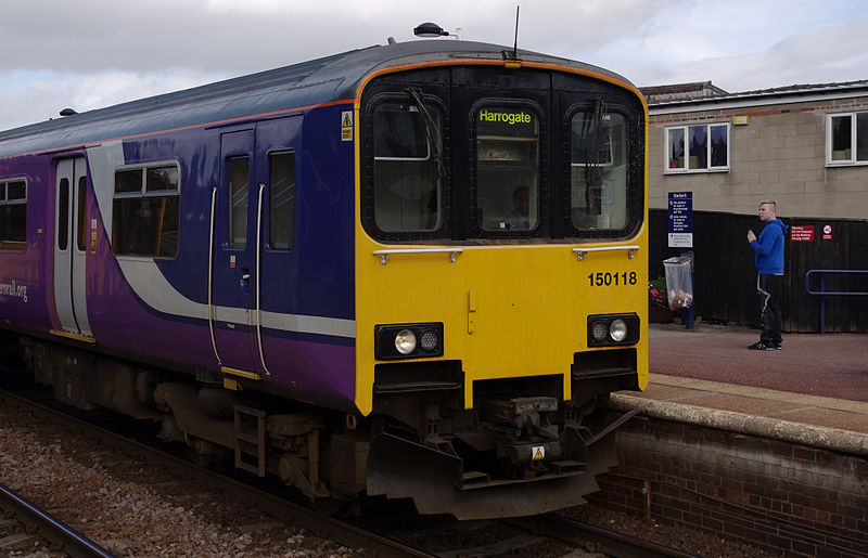 File:Starbeck railway station MMB 17 150118.jpg