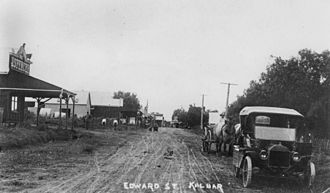 Edward Street in the 1920s StateLibQld 1 176043 View of Edward Street, Kalbar in the 1920s.jpg