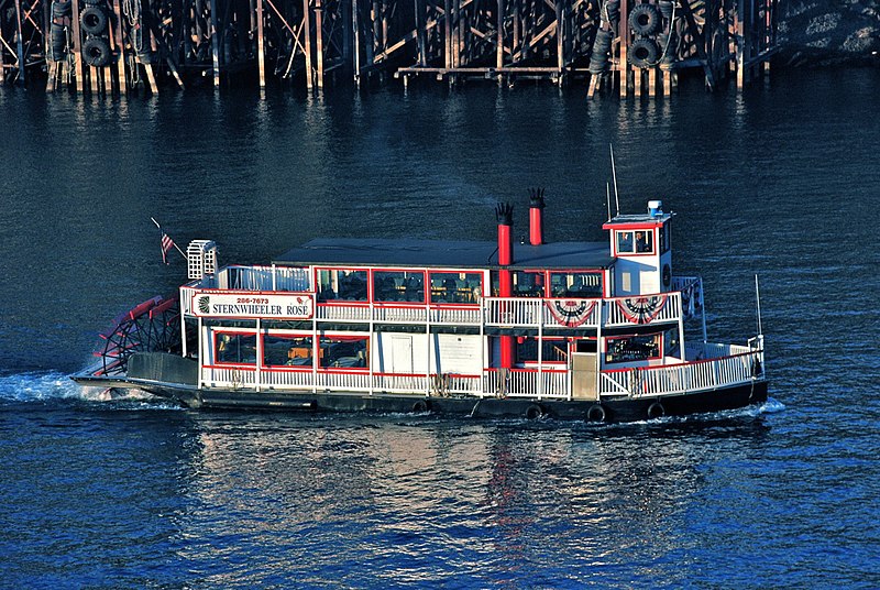 File:Sternwheeler Rose just north of the Steel Bridge in 2009.jpg