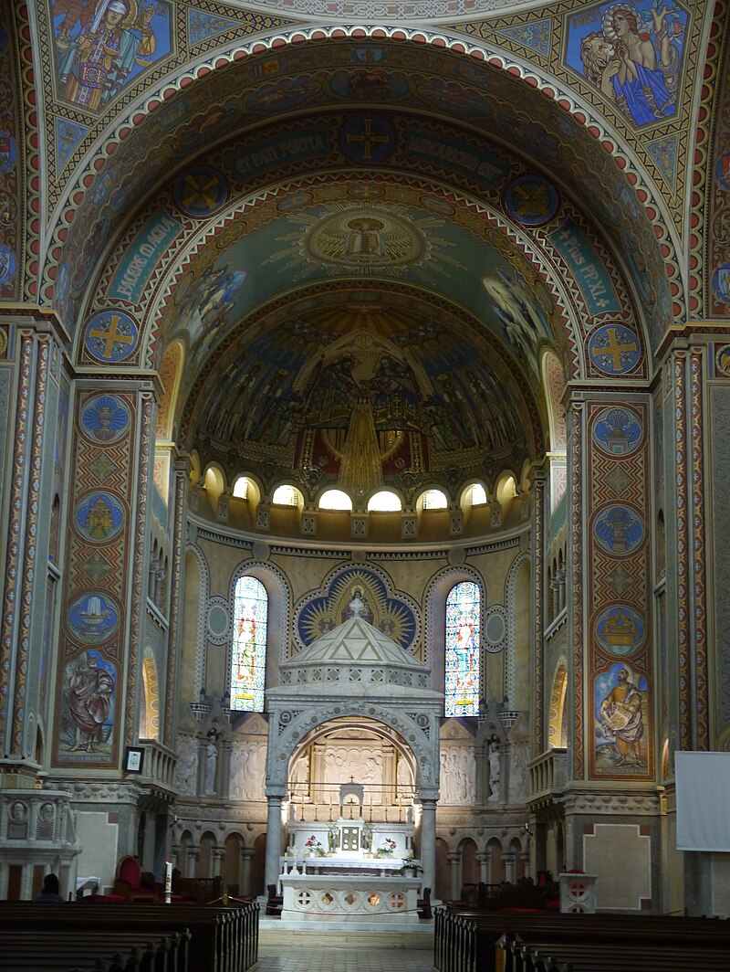 Szeged Kathedrale Unserer Lieben Frau Innen Chor 2.JPG