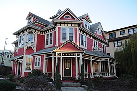 House at 202 N Tacoma Ave