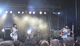 The 5.6.7.8's на концерте в Лилле, май 2004
