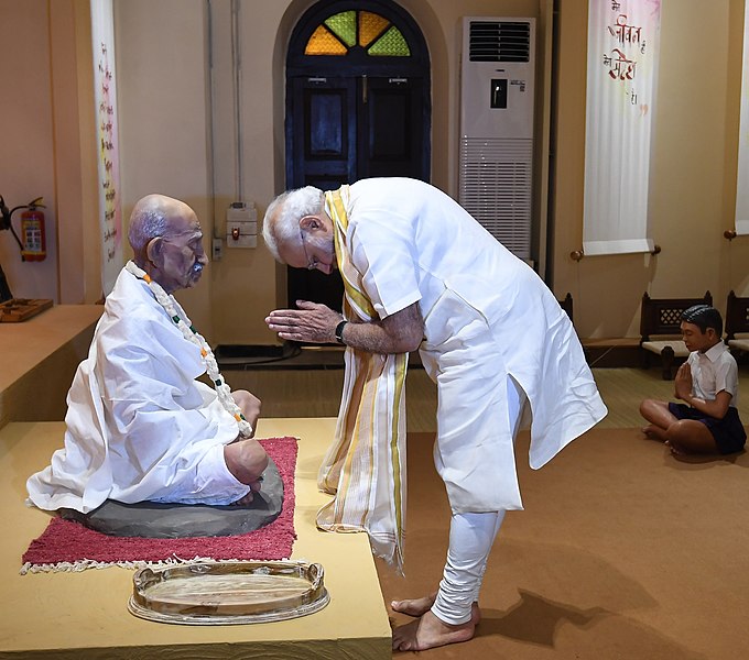 File:The Prime Minister, Shri Narendra Modi visiting the Mahatma Gandhi Museum, in Rajkot, Gujarat on September 30, 2018 (1).JPG