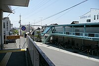 六十谷駅 Wikipedia