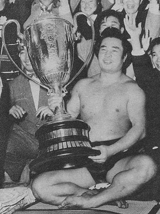 <span class="mw-page-title-main">Tochinishiki Kiyotaka</span> Japanese sumo wrestler