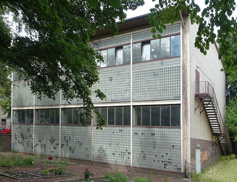 Datei:Togostraße 58 (Berlin-Wedding) Turnhalle.JPG