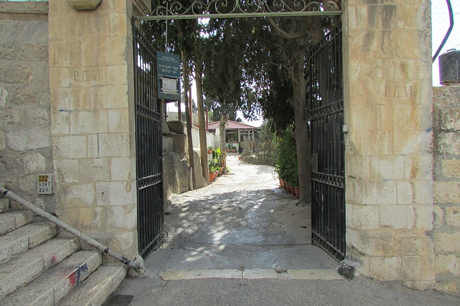 Tomb of the prophets Haggai and Malachi1131