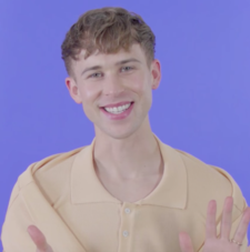 Tommy Dorfman 2018.png