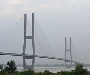 Tongling Yangtze River Bridge.JPG