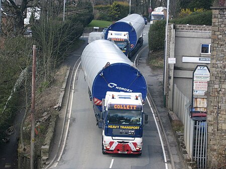 Fail:Turbine Convoy passing through Bridge Mills - geograph.org.uk - 754370.jpg