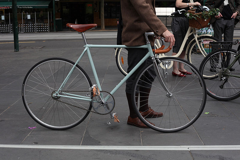 File:Tweed Ride Melbourne.jpg