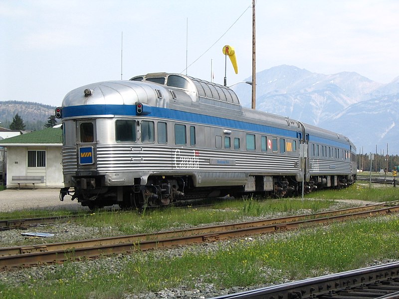 File:Via Rail Park sleeper.jpg