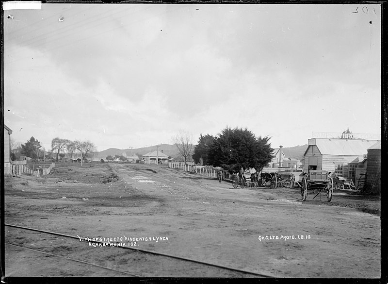 File:View of Vincent and Lynch Streets, Ngaruawahia, 1910 - Photograph taken by G and C Ltd (21039754623).jpg