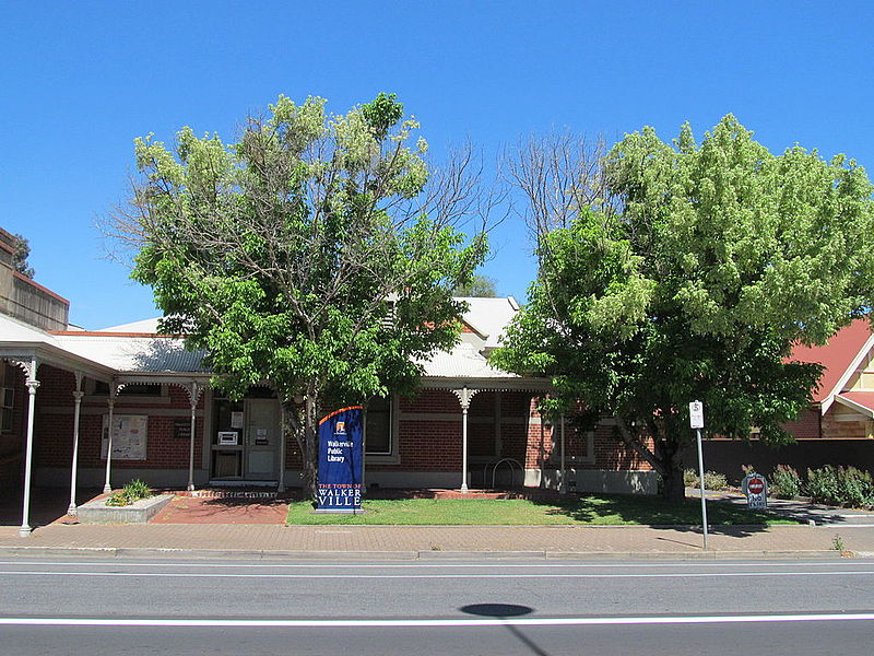 File:Walkerville Council library Nov 2012.jpg