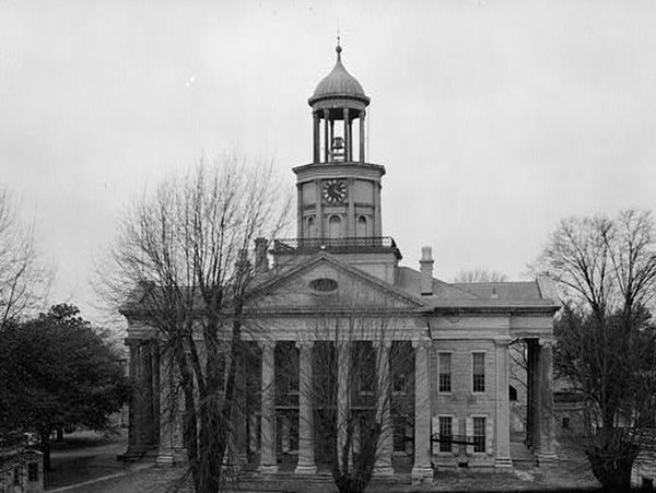 Old Courthouse Museum, also known as the Eva W. Davis Memorial is located in Vicksburg across the street from the 1940 courthouse.