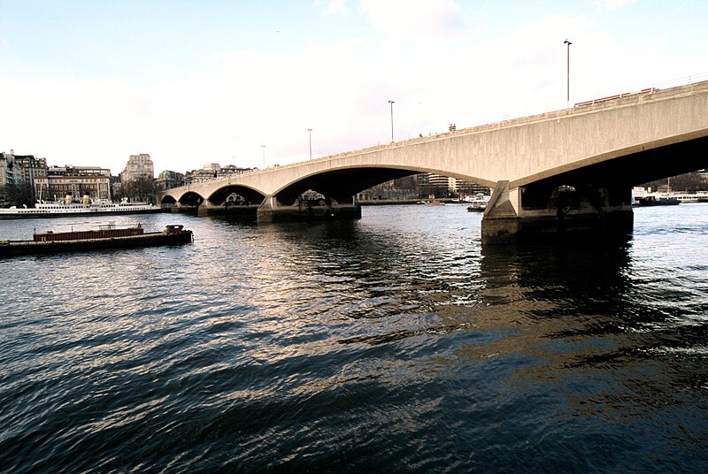 File:Waterloo Bridge.jpg