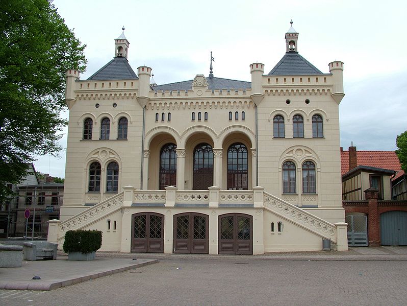 File:Wittenburg Rathaus.jpg