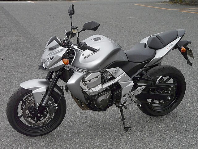 File:Kawasaki z750.JPG - Wikipedia