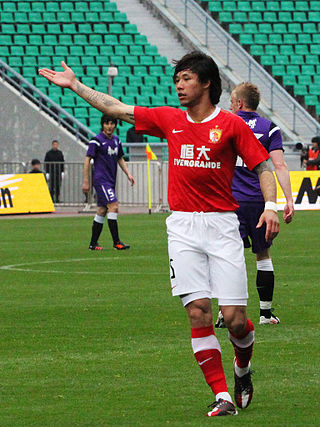 <span class="mw-page-title-main">Zhang Linpeng</span> Chinese footballer