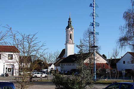 Zolling Dorfplatz 2015